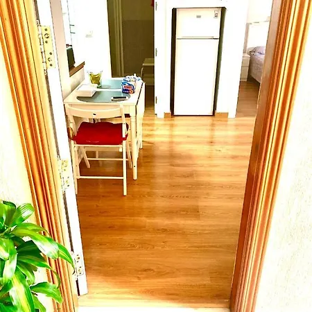Ana's Parking Gratuito Apartamento Málaga